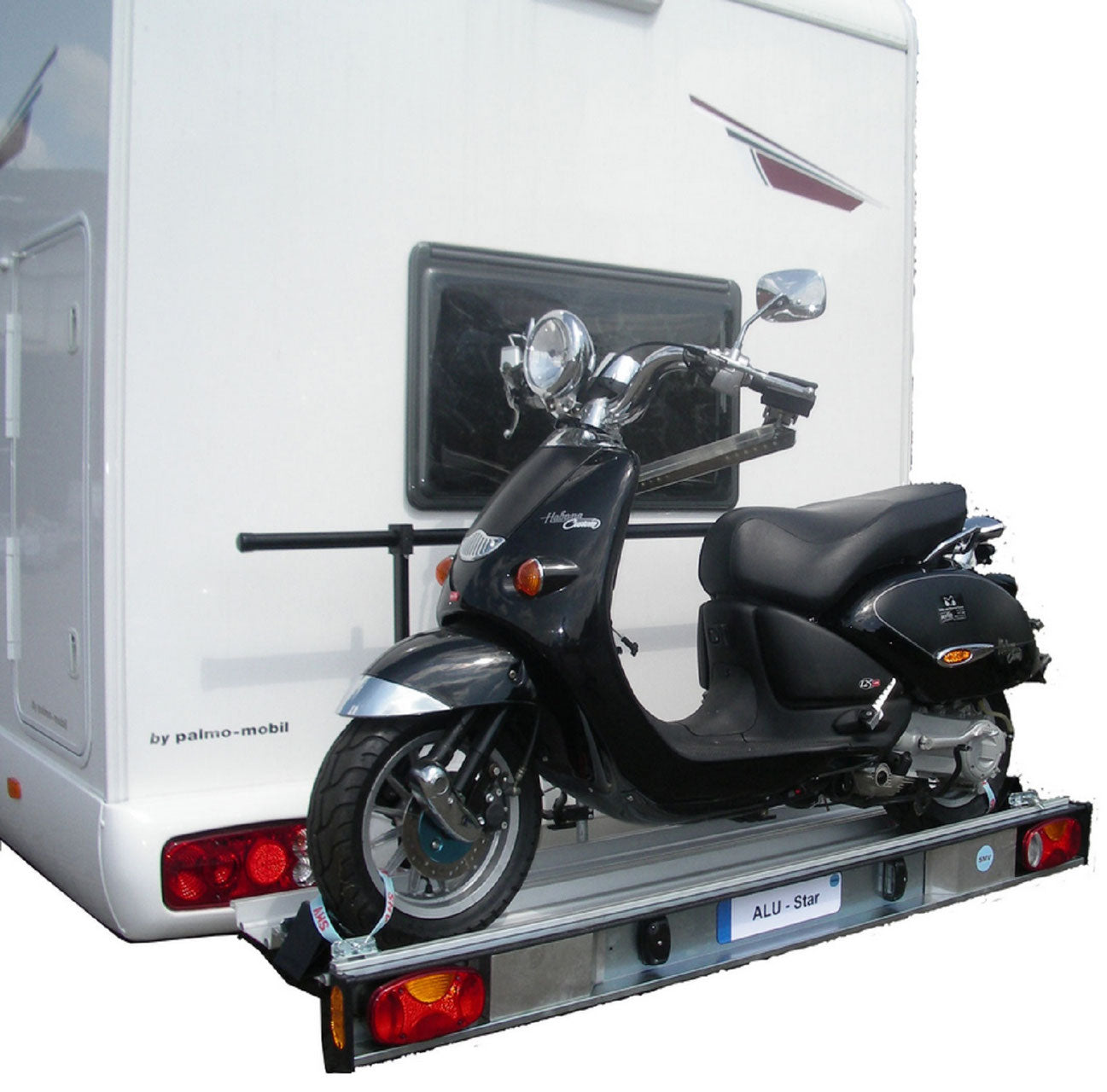 Motorradträger 120 kg für Wohnmobile mit Leuchtenträger und Auffahrschiene